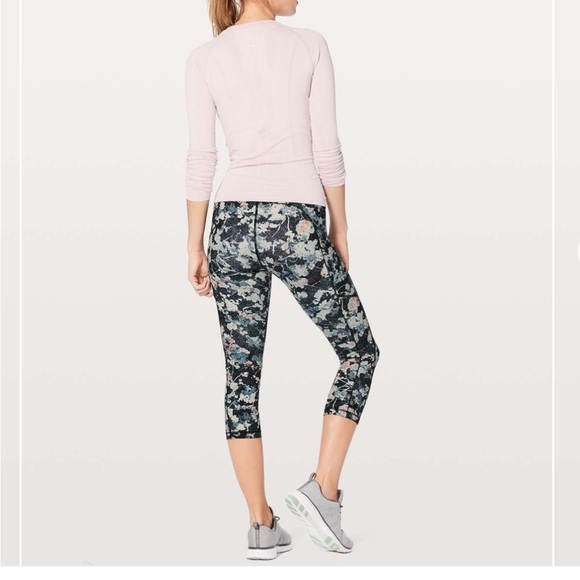 Lululemon Speed Up Crop *21"
Spring Bloom Multi - Picture 4 of 4